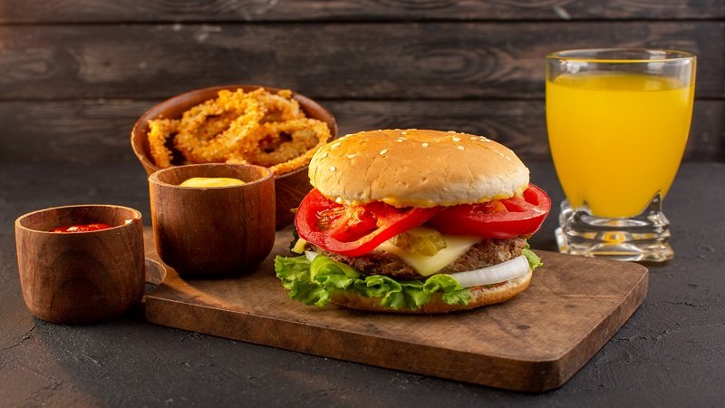 Burger King Breakfast Hours:(2026) Start & End Times, Menu & FAQs